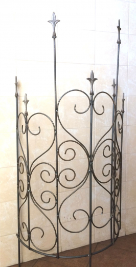 Ranke, halbrund H140,B75cm Eisen-Natur