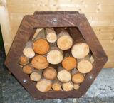 Holzlager sechseckig 70x70cm